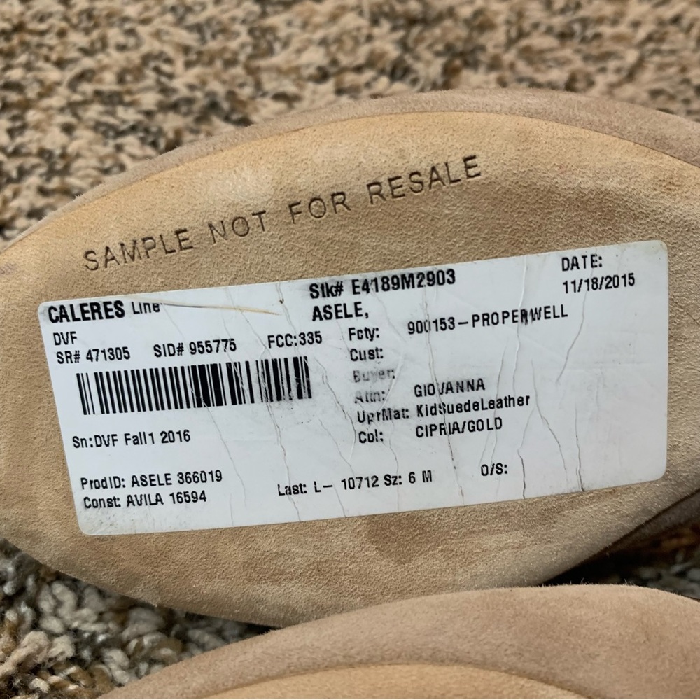 - 💛 RARE Suede Diane von Furstenberg Flats Sample Shoes - Picture 6 of 13